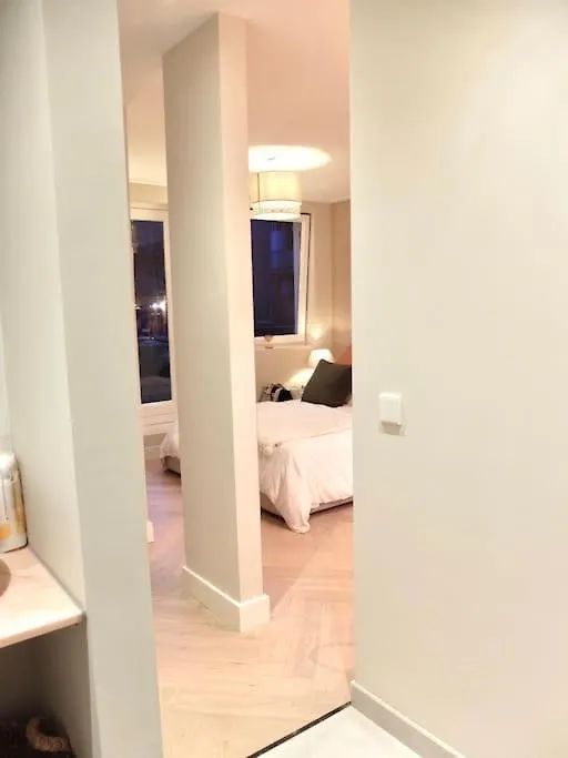 Cozy & Modern Studio In De Pijp Apartment Amsterdam 0*,  Netherlands